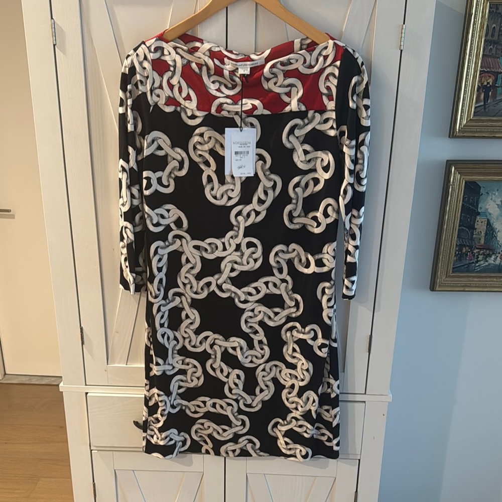 Diane Von Furstenberg Black and Red Chain Print Dress